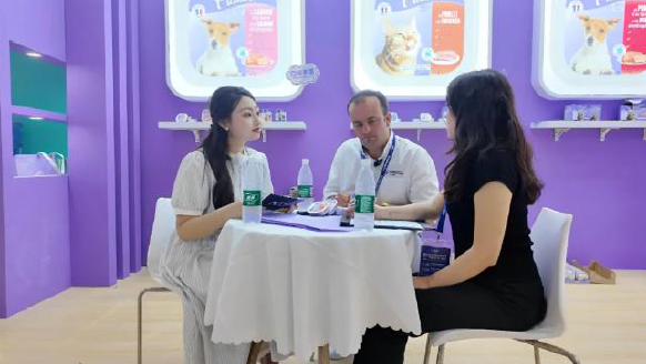 PET ECONOMY  – Plaisir en chine – les veterinaires peuvent egalement preparer de delicieux aliments pour animaux de compagnie